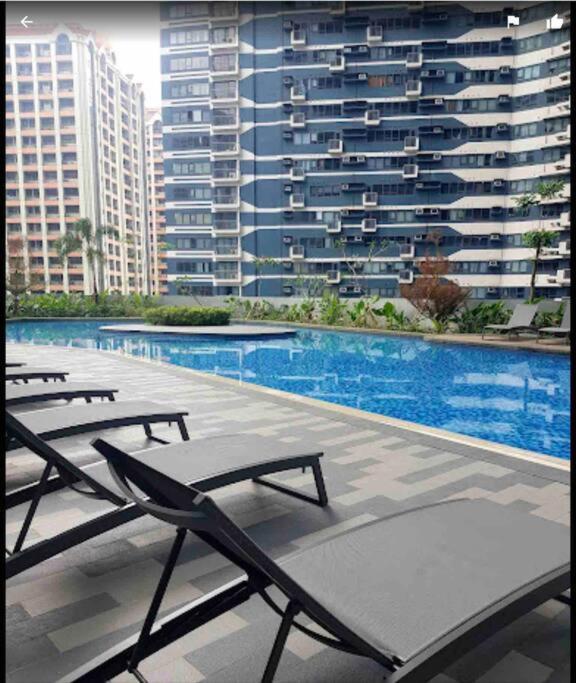 Air Residences Makati - Fully Furnished Condo With Skyline Views! مانيلا المظهر الخارجي الصورة